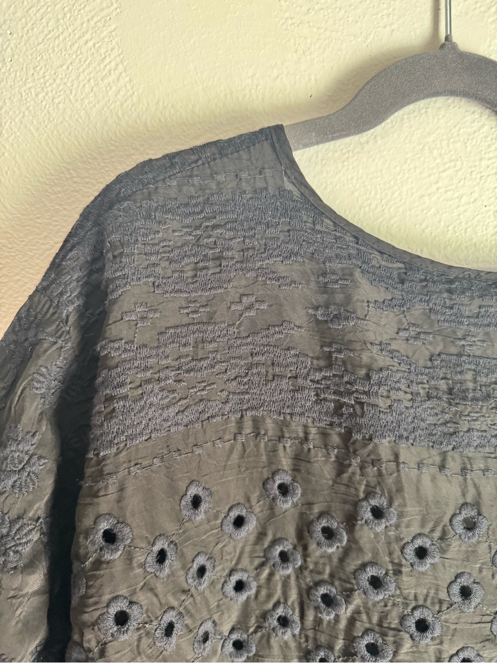 Johnny Was Black Eyelet V-Neck Long Sleeve button Front Top - Picture 5 of 10